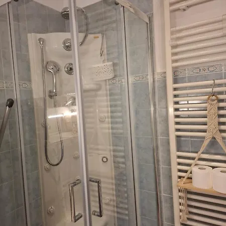 Nel Giardino Di Carla * ראפאלו