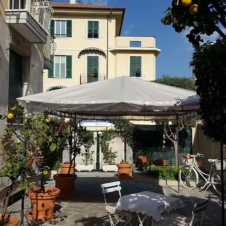 Nel Giardino Di Carla Apartment